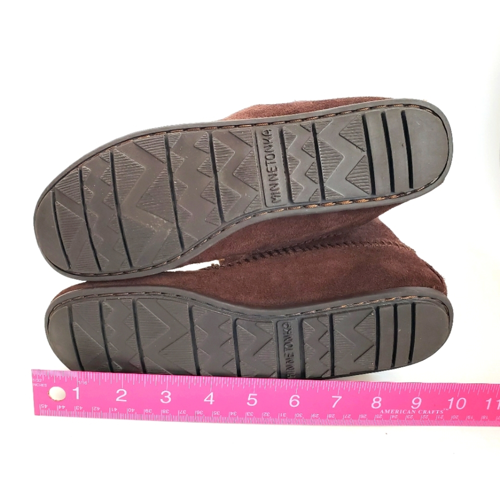 Minnetonka Moccasin Boots Shoes Genuine Leather Women size 7 NWOT - Picture 12 of 12